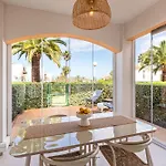 Apartment De Diseno Reformado Con Piscina Y Jardin