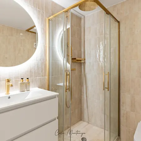 Apartment De Diseno Reformado Con Piscina Y Jardin *