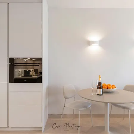 De Diseno Con Piscina, Jardin Y Parking * Denia