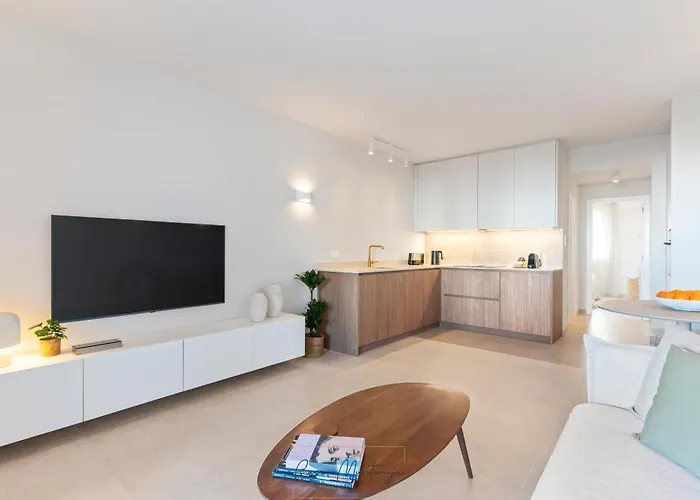 De Diseño Reformado Con Piscina Y Jardín Apartamento Dénia