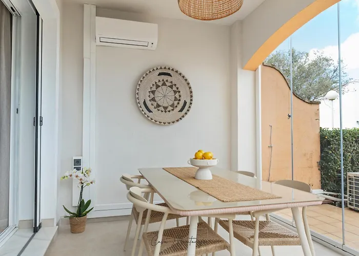 Apartamento De Diseño Reformado Con Piscina Y Jardín Dénia