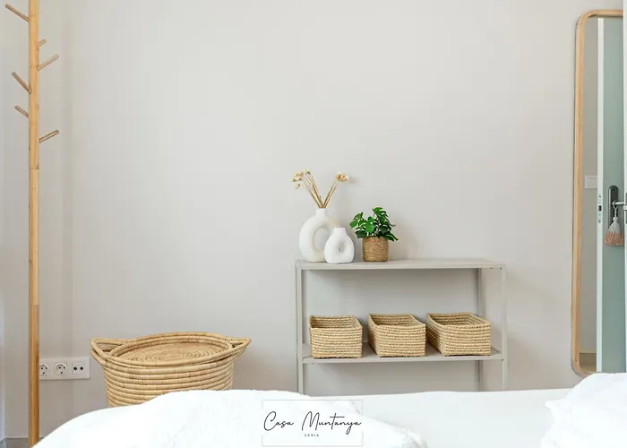 De Diseno Reformado Con Piscina Y Jardin Апартаменти Денія