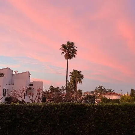 Appartamento De Diseno Reformado Con Piscina Y Jardin Dénia